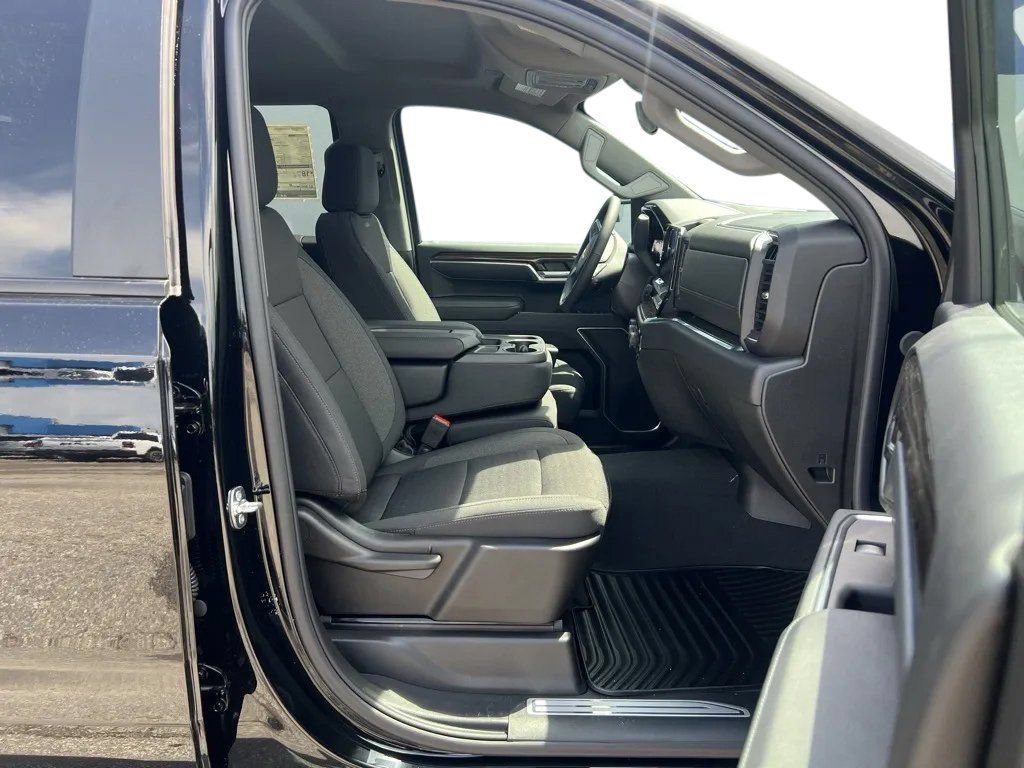 New 2025 Chevrolet Silverado 1500 LT AWD/4WD image 24