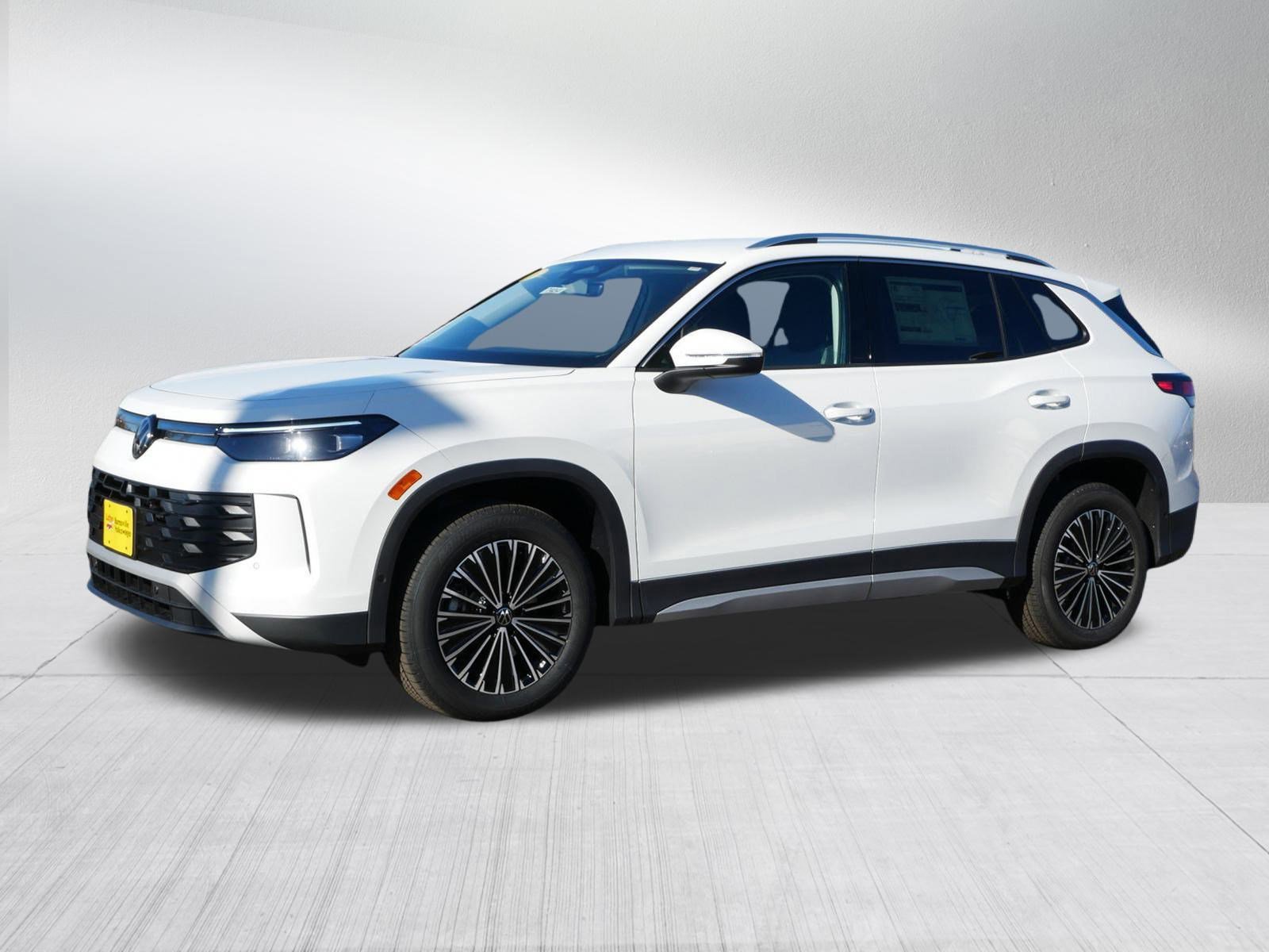 New 2026 Volkswagen Tiguan S image 2