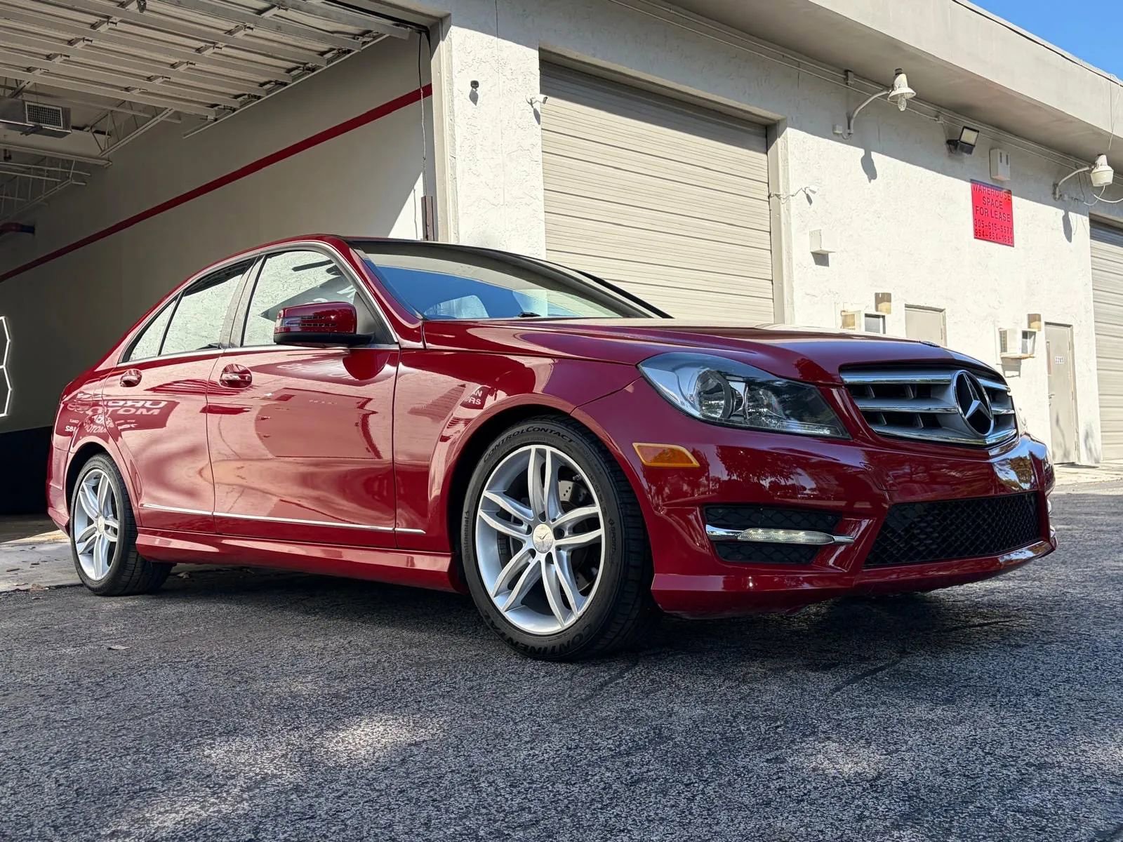 Used 2013 Mercedes-Benz C 250 Sedan w/ Multimedia Pkg image 6