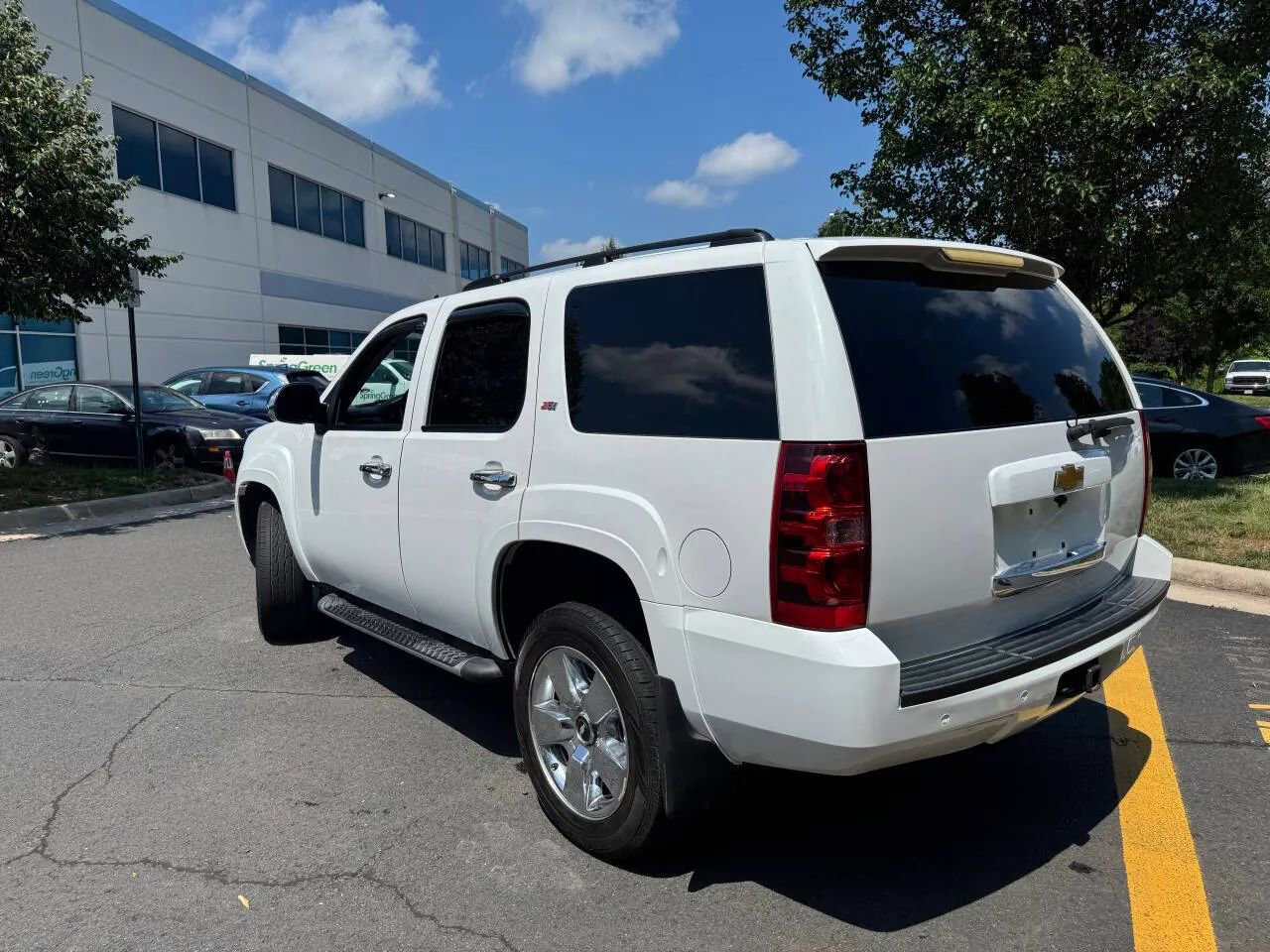 Used 2013 Chevrolet Tahoe LT w/ Suspension Package, Off-Road image 7