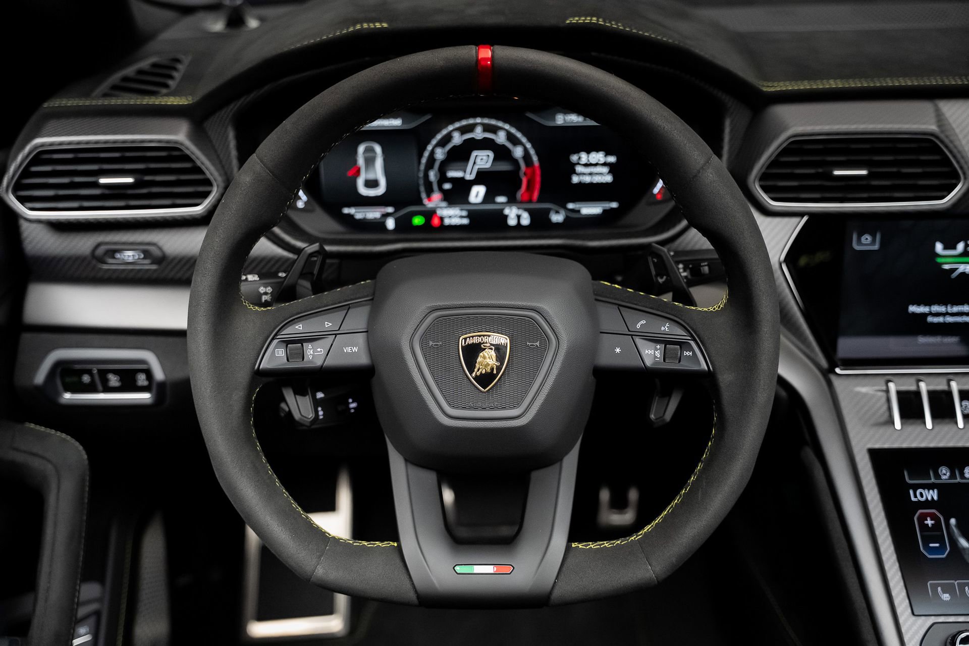 Used 2024 Lamborghini Urus Performante image 51