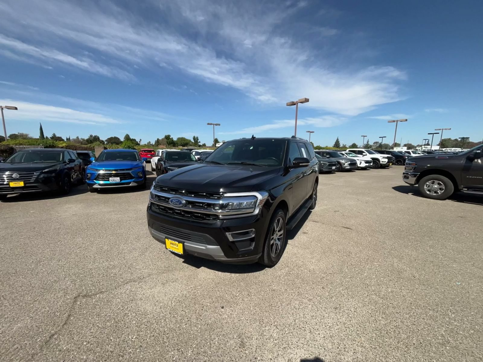 Used 2024 Ford Expedition Limited AWD/4WD image 6
