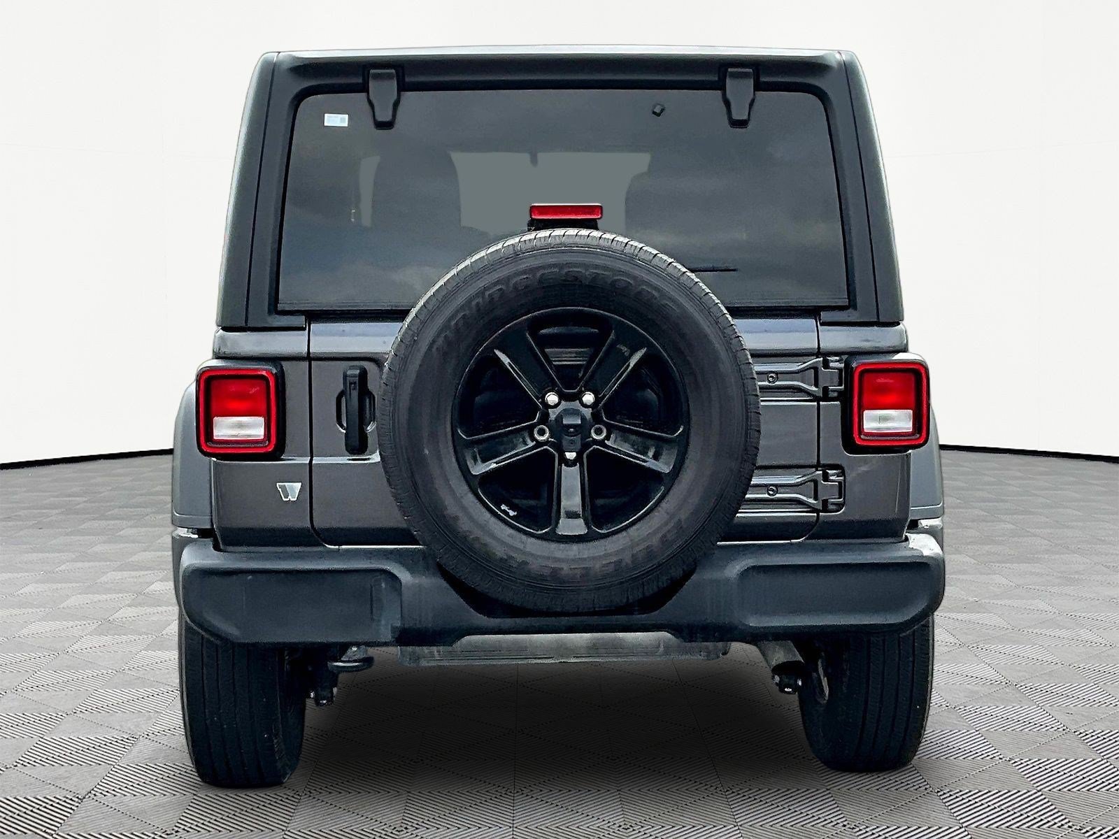 Used 2022 Jeep Wrangler Unlimited Sport AWD/4WD image 5