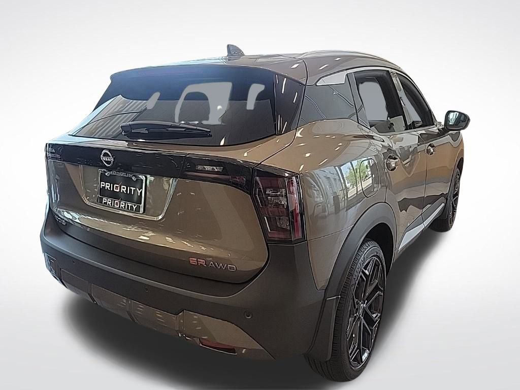 New 2025 Nissan Kicks SR w/ SR Premium Package image 5