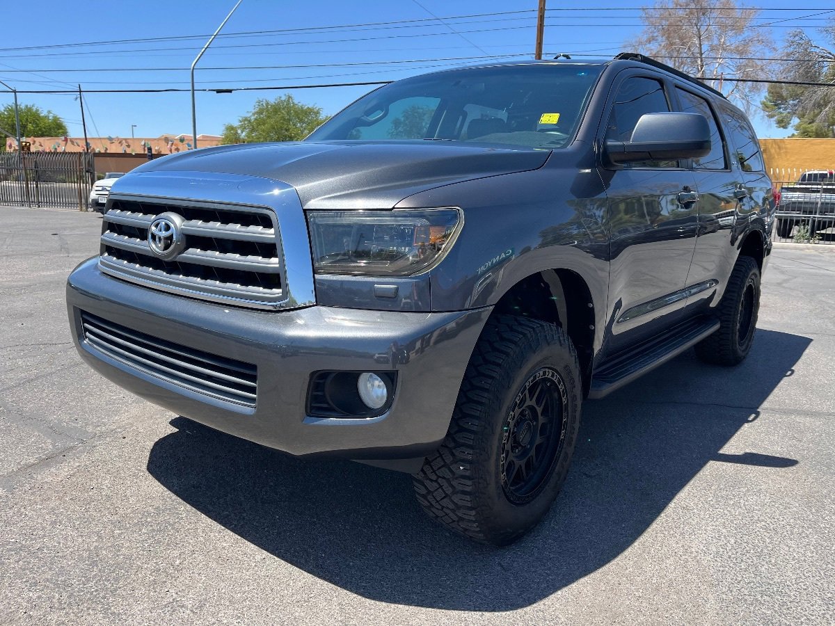 Used 2014 Toyota Sequoia SR5 AWD/4WD image 11