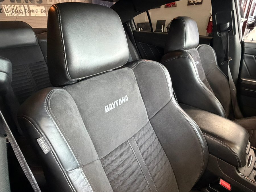 Used 2021 Dodge Charger Scat Pack RWD image 31