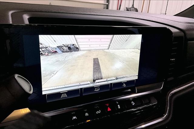 Certified 2024 GMC Sierra 1500 SLE w/ Preferred Package image 24