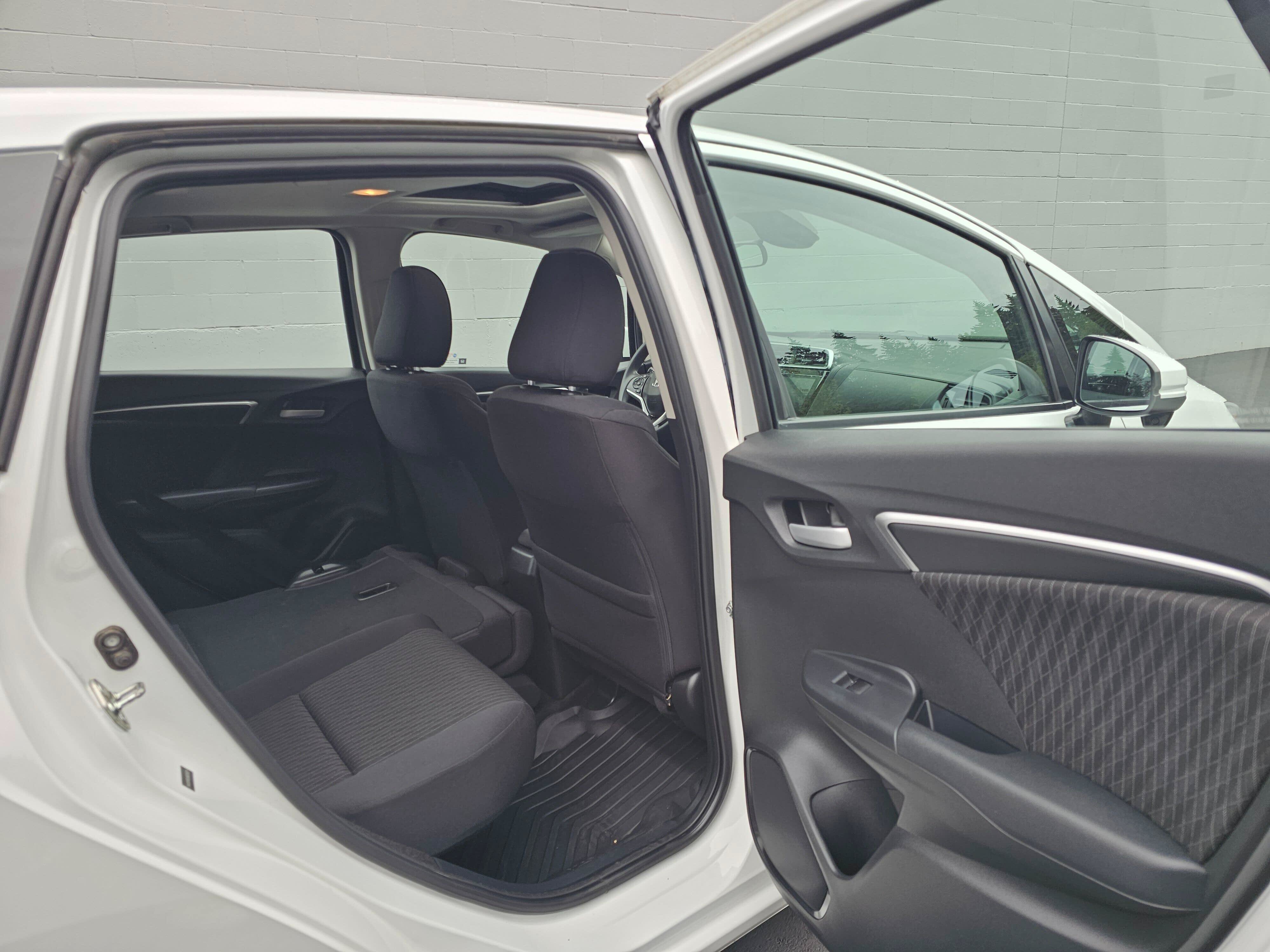 Used 2018 Honda Fit EX image 14