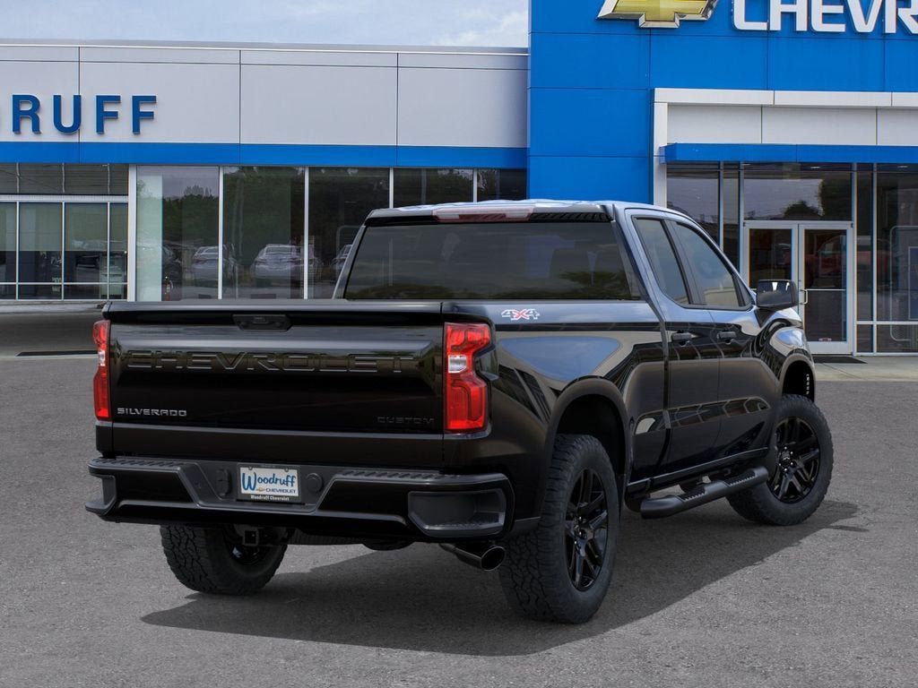 New 2026 Chevrolet Silverado 1500 Custom w/ Turbomax Blackout Package AWD/4WD image 4