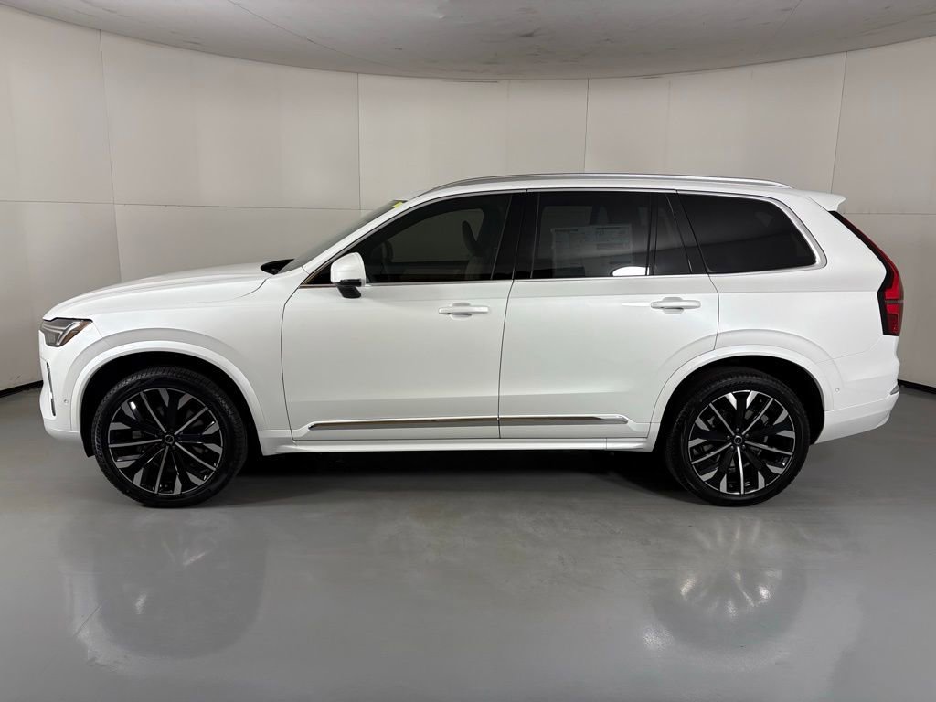 New 2026 Volvo XC90 B6 Plus w/ Protection Package Premier image 5
