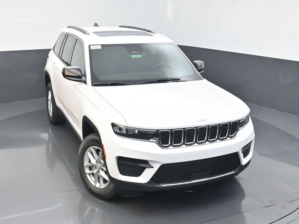 New 2025 Jeep Grand Cherokee Laredo X w/ Luxury Tech Group I image 31