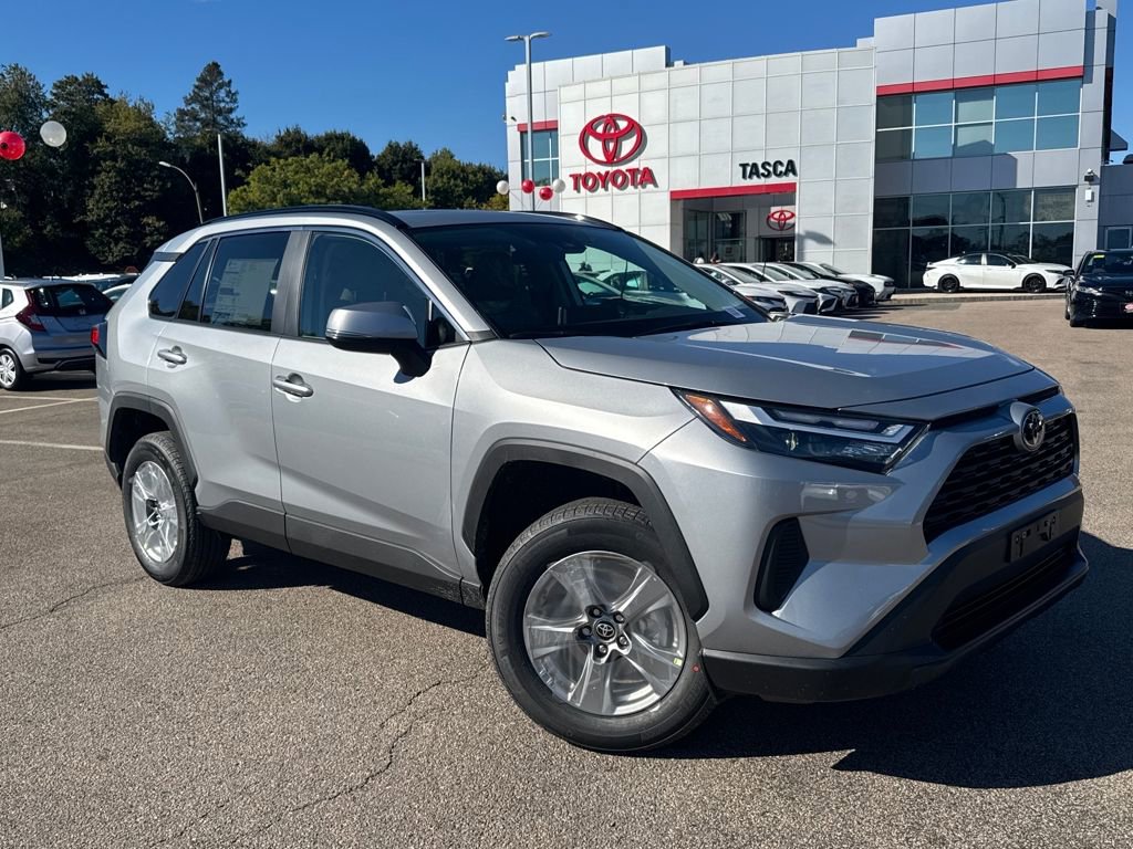 New 2025 Toyota RAV4 XLE