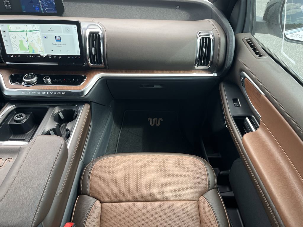 New 2025 Ford Expedition Max King Ranch AWD/4WD image 16