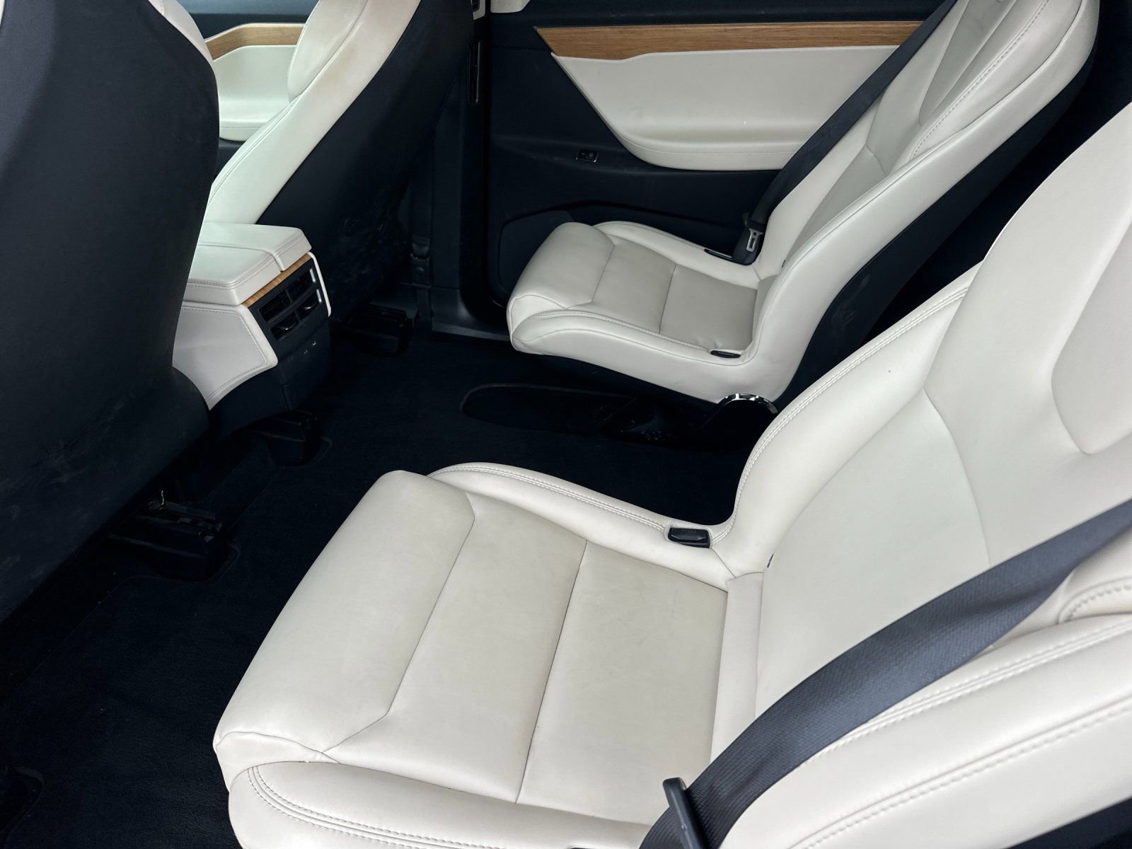 Used 2019 Tesla Model X 100D AWD/4WD image 11