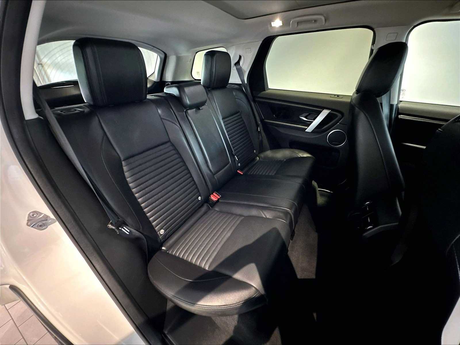Used 2024 Land Rover Discovery Sport S AWD/4WD image 33