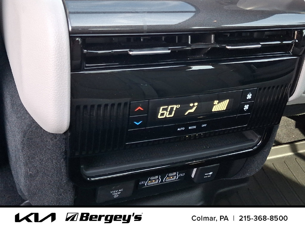 Used 2024 Jeep Wagoneer 4WD w/ Premium Group I image 14