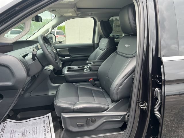 New 2026 Ford Expedition Max Platinum w/ Driver's Package AWD/4WD image 10