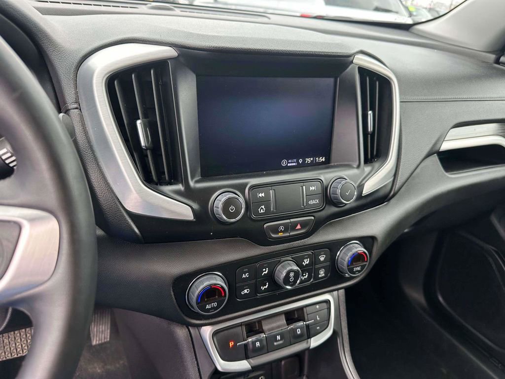 Used 2024 GMC Terrain SLT AWD/4WD image 29
