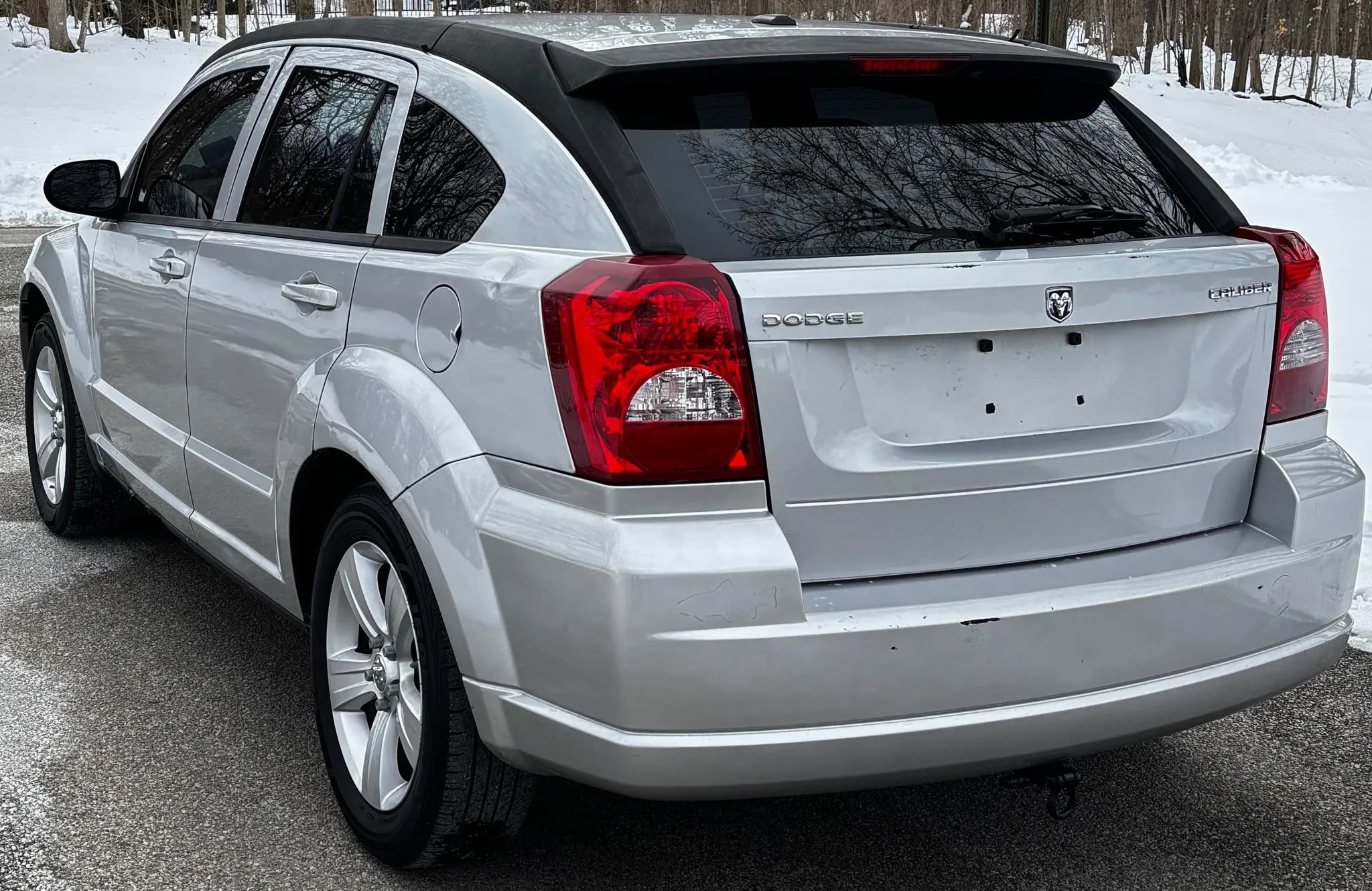Used 2012 Dodge Caliber SXT image 3