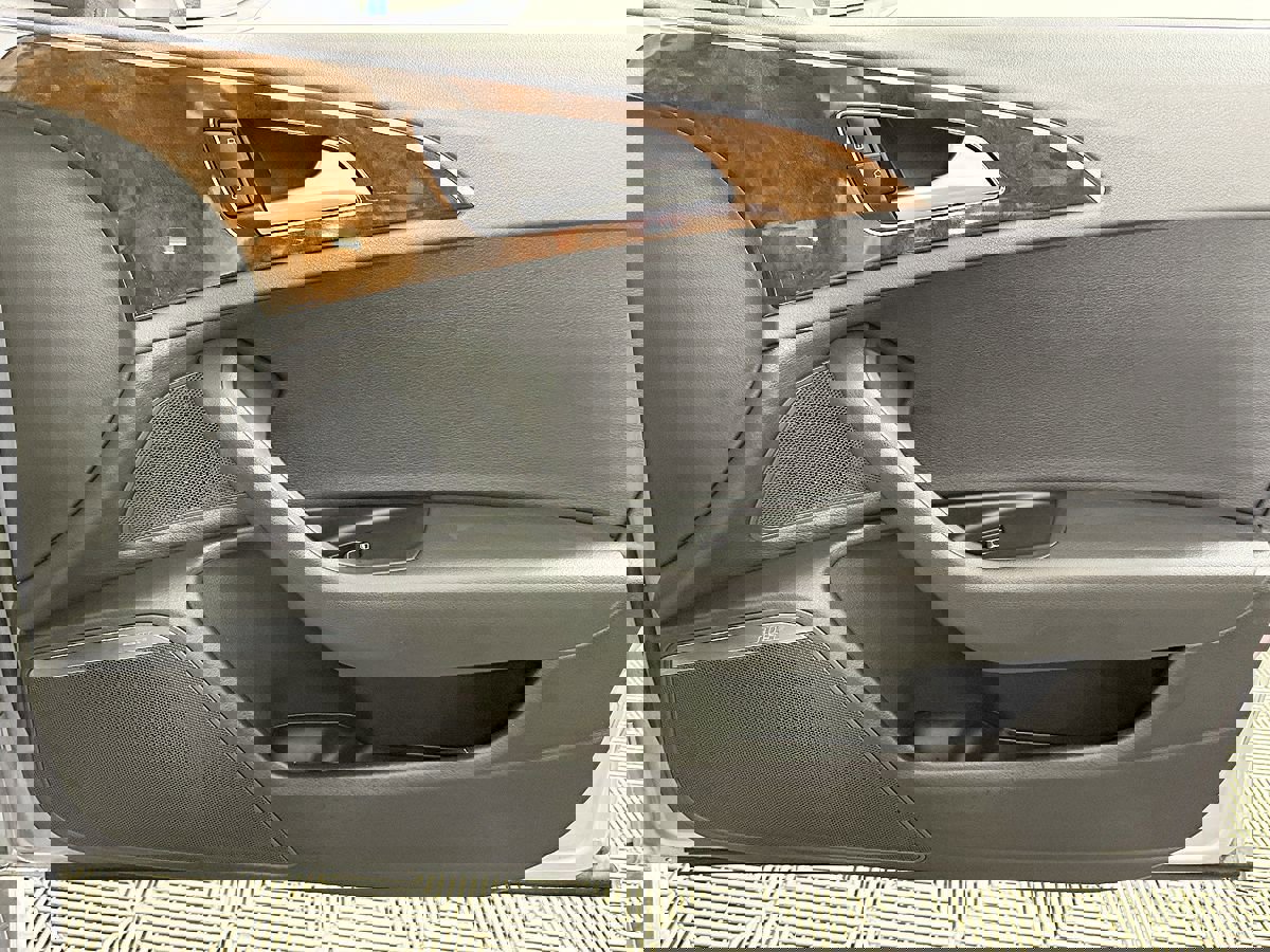 Used 2016 Audi A6 TDI Prestige w/ Prestige Package image 41