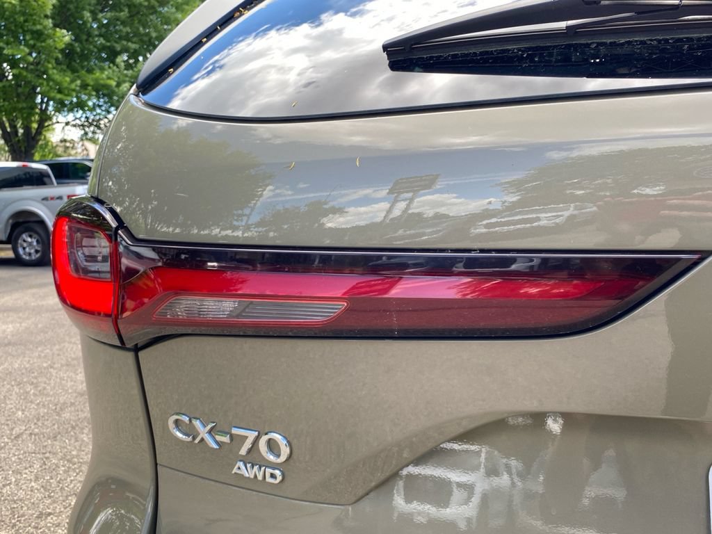 Used 2025 MAZDA CX-70 Plug-In Hybrid w/ Premium Plus AWD/4WD image 51