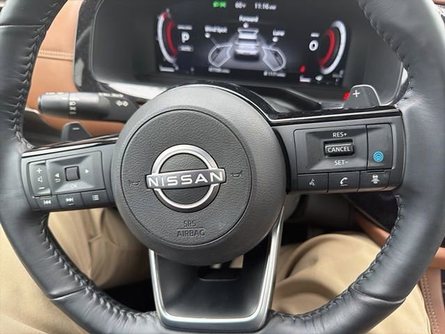 Used 2024 Nissan Pathfinder Platinum AWD/4WD image 13