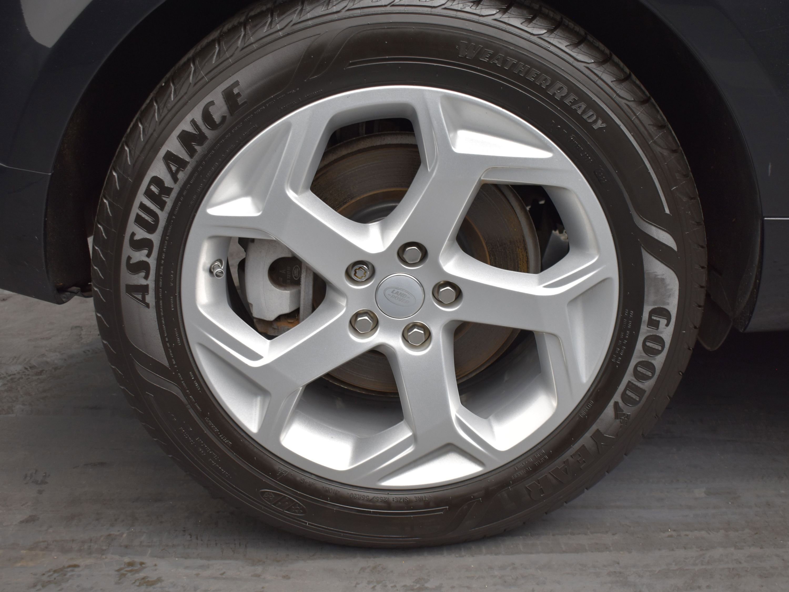 Used 2019 Land Rover Range Rover Sport HSE image 16