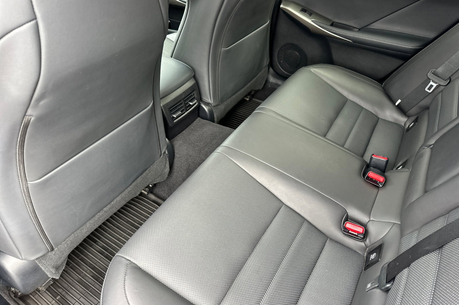 Used 2016 Lexus IS 350 w/ F Sport Package image 12