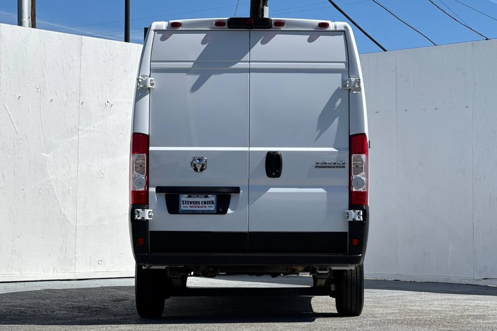 Used 2023 RAM ProMaster 1500 w/ Driver Convenience Group FWD image 4