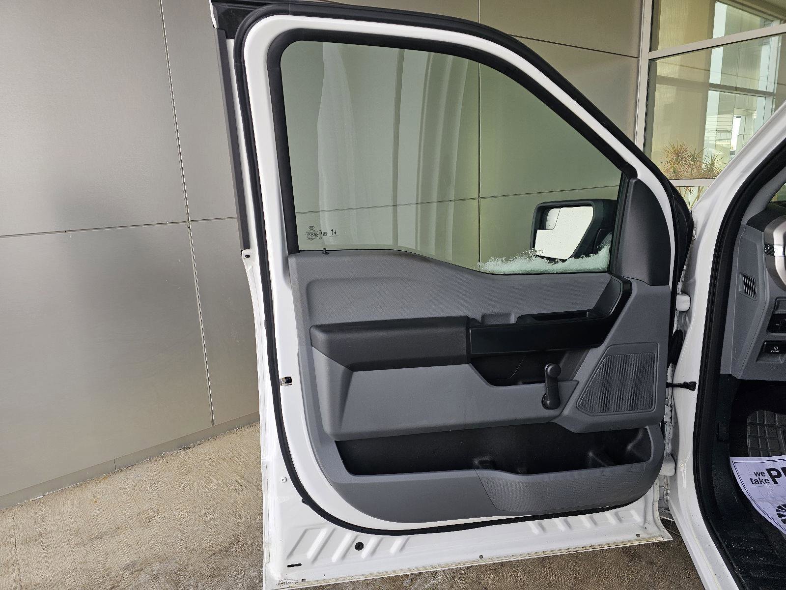 Used 2022 Ford F150 XL image 15