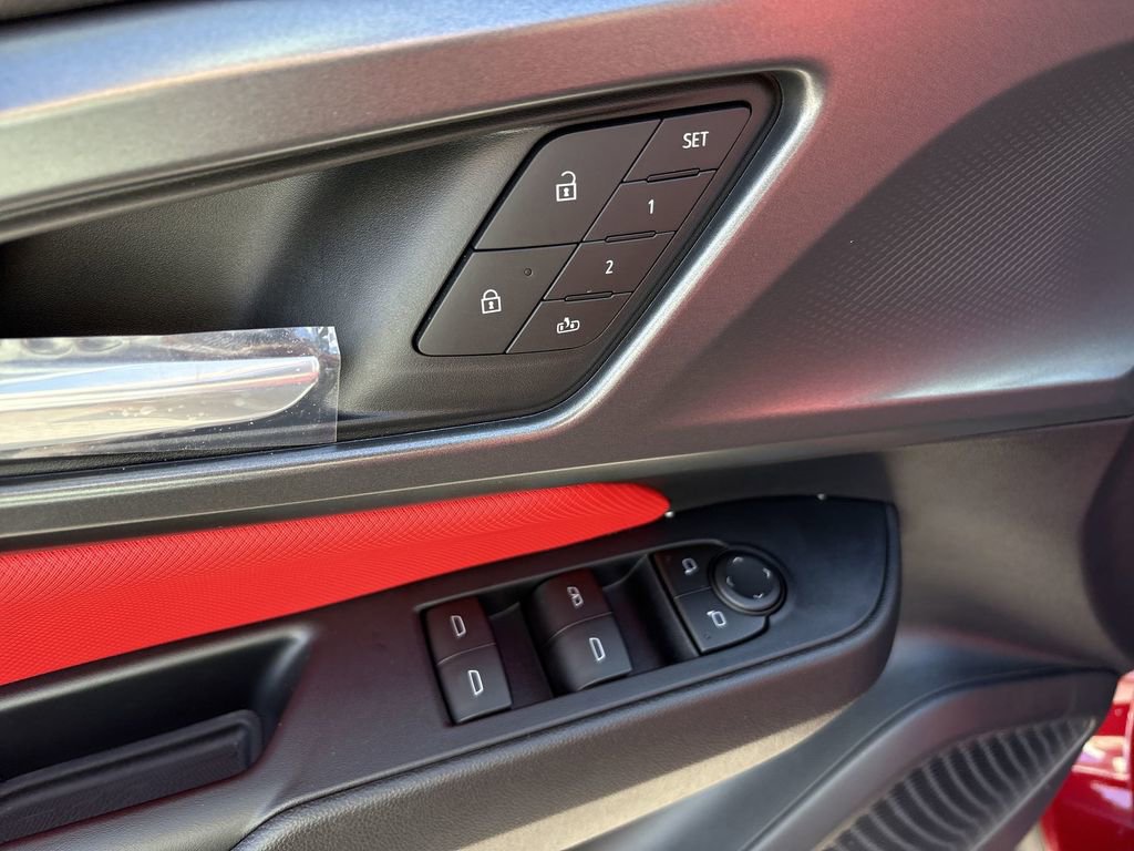 New 2026 Chevrolet Equinox EV RS image 24