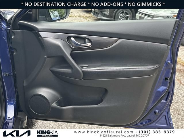 Used 2018 Nissan Rogue S FWD image 15