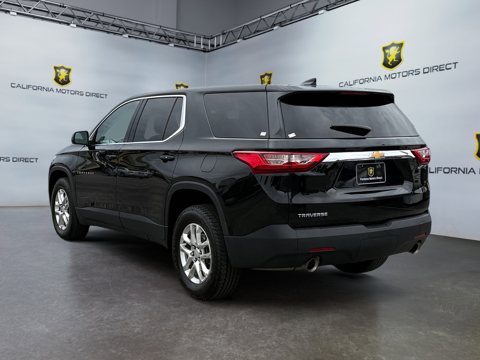 Used 2021 Chevrolet Traverse LS w/ LPO, Cargo Package image 3