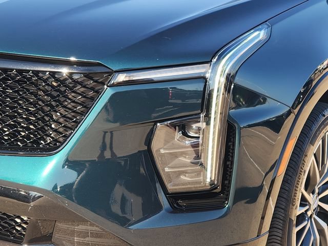 Used 2024 Cadillac XT4 Sport w/ Cold Weather Package FWD image 16