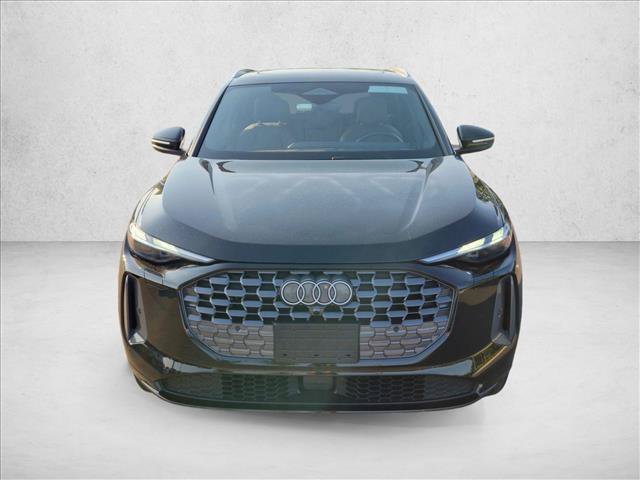 Certified 2025 Audi Q5 Premium w/ Convenience Package AWD/4WD image 2