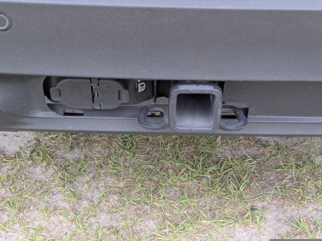 Used 2025 Ford Explorer Active image 10