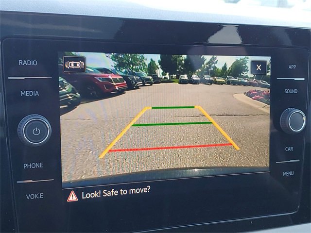 New 2025 Volkswagen Taos SE image 28