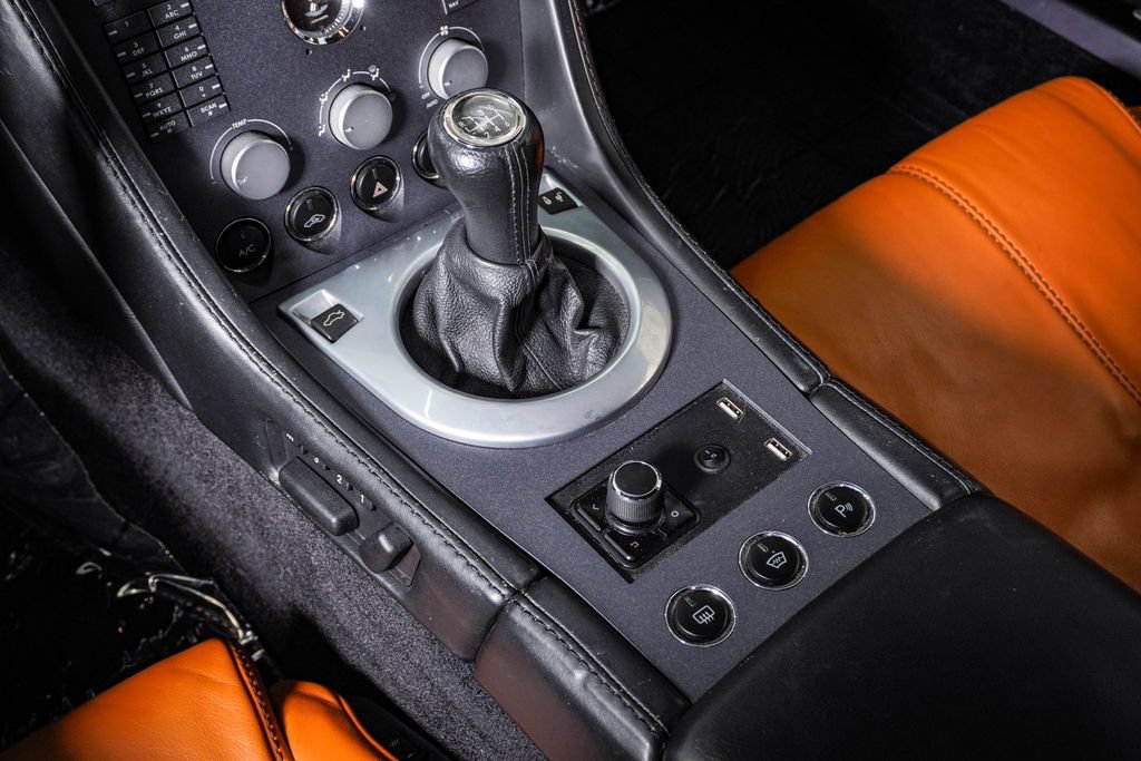 Used 2007 Aston Martin V8 Vantage Coupe RWD image 30
