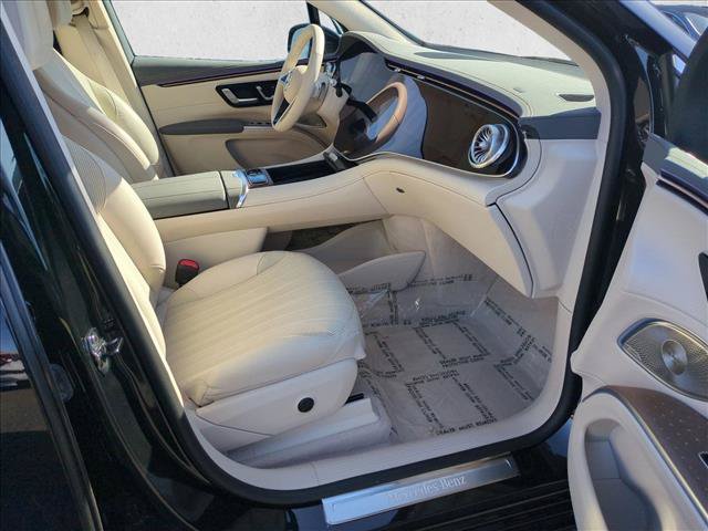 Certified 2023 Mercedes-Benz EQS 580 4MATIC SUV image 23