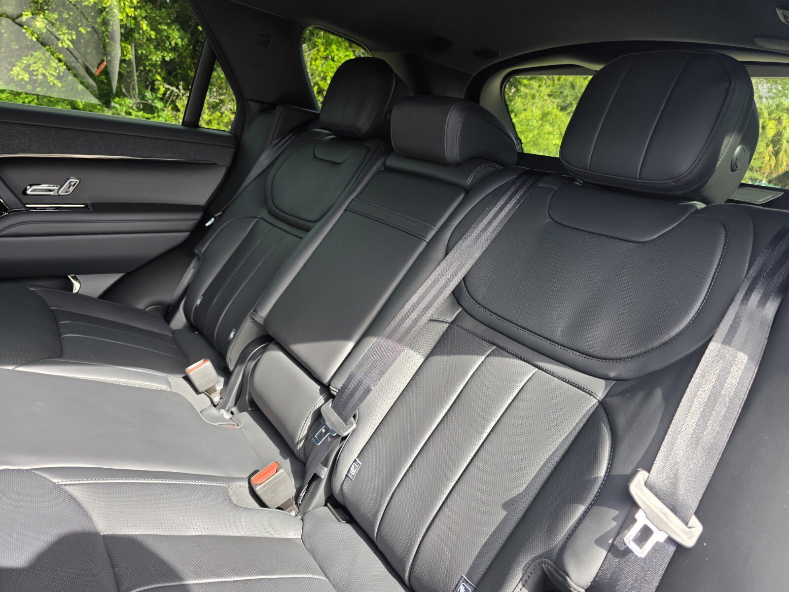 New 2026 Land Rover Range Rover Sport Dynamic SE AWD/4WD image 13