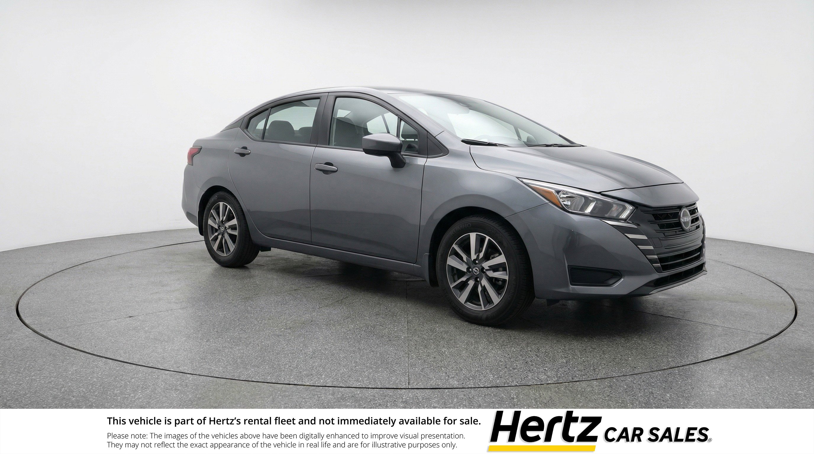 Used 2025 Nissan Versa SV image 1