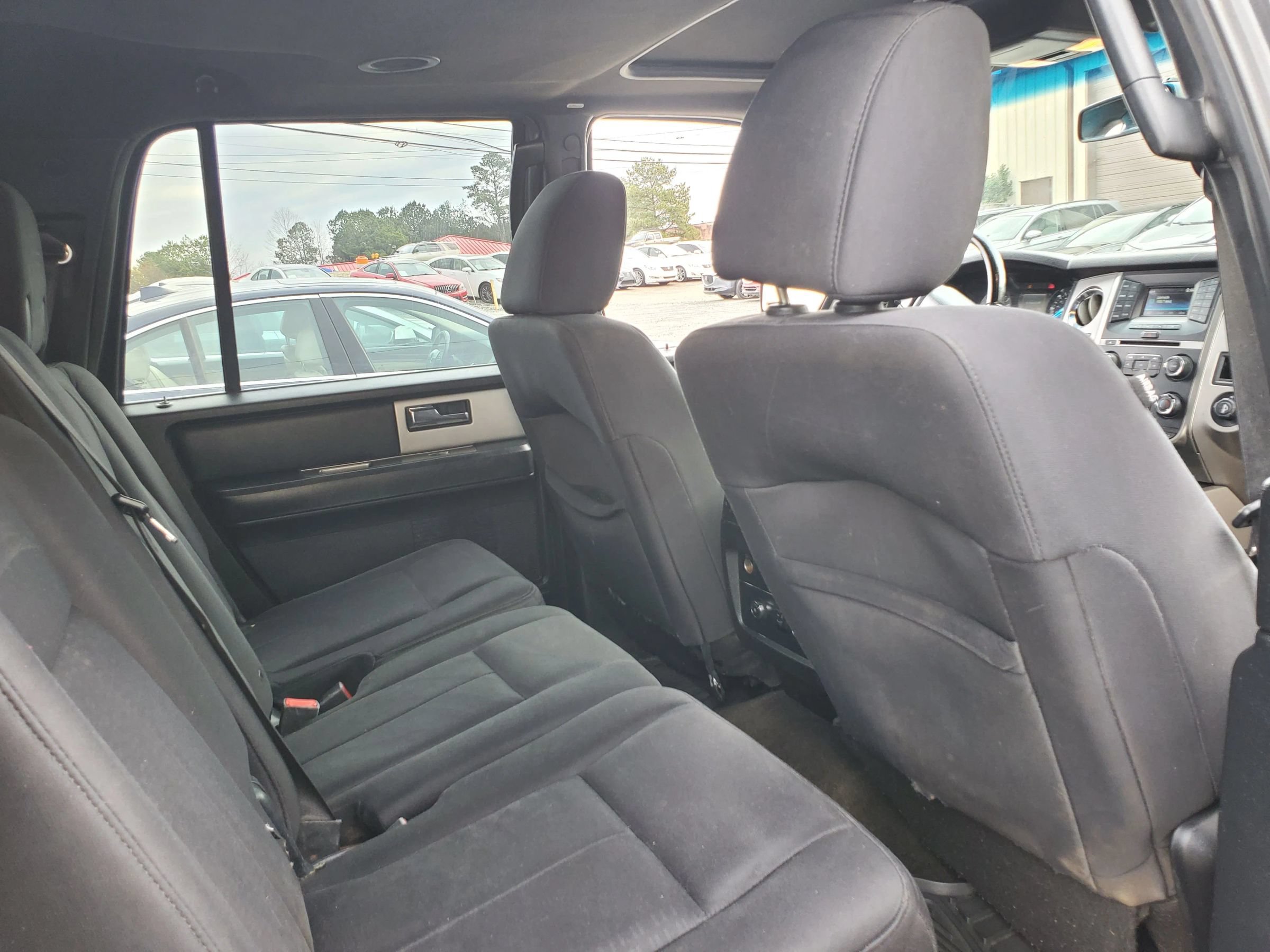 Used 2017 Ford Expedition EL XLT AWD/4WD image 29