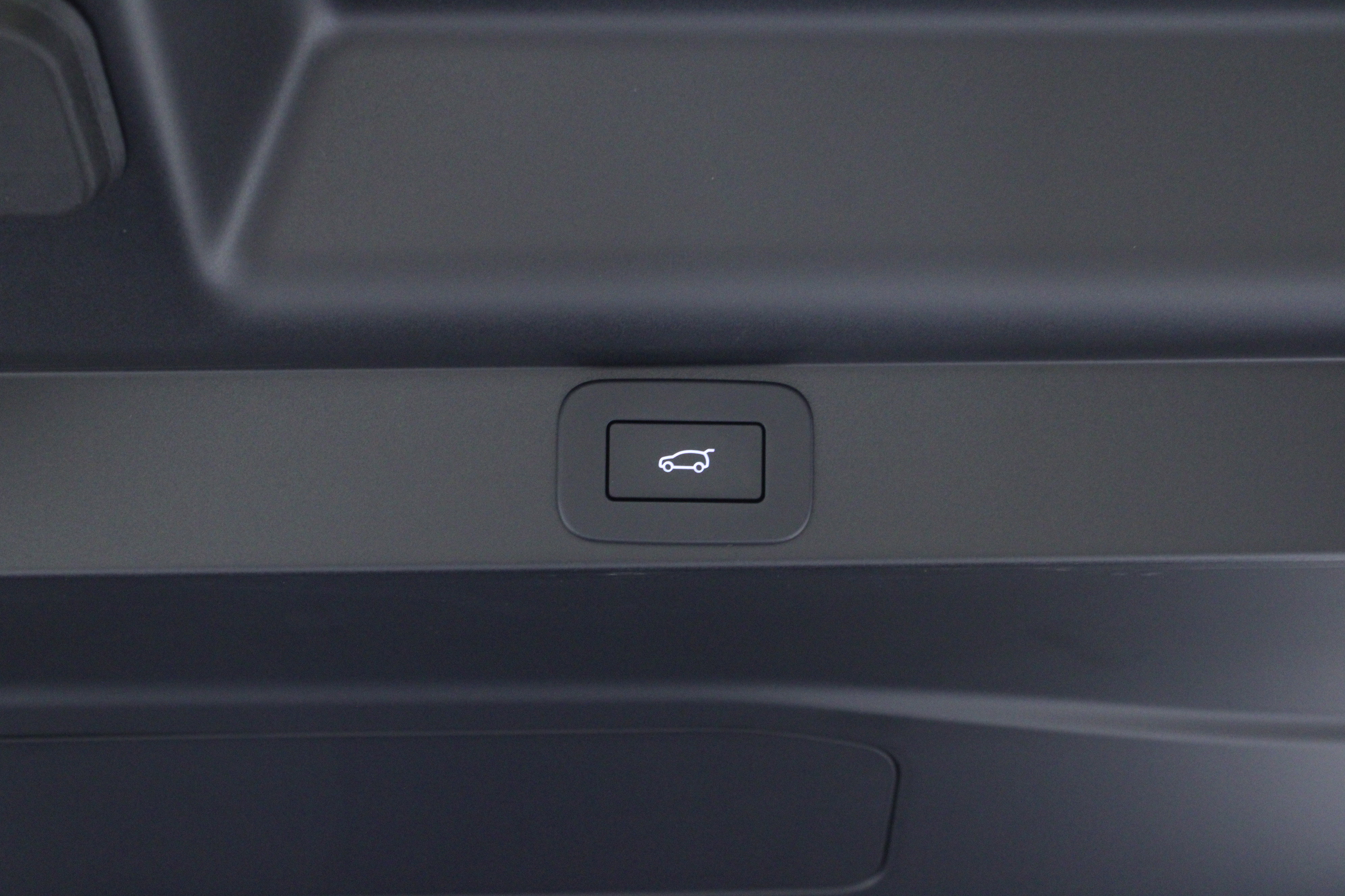 Used 2024 Land Rover Range Rover SE image 11