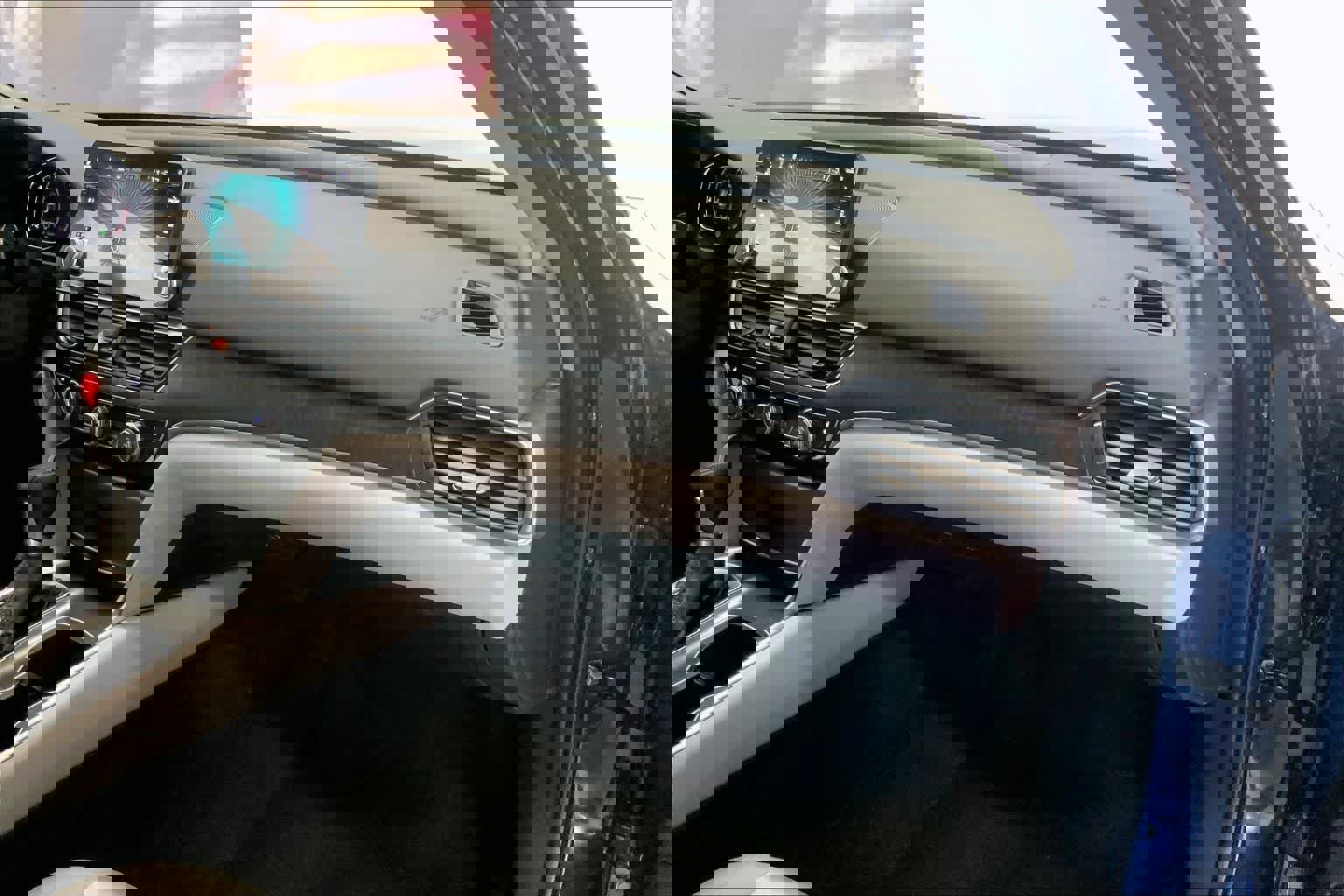 Used 2018 Honda Accord EX image 21