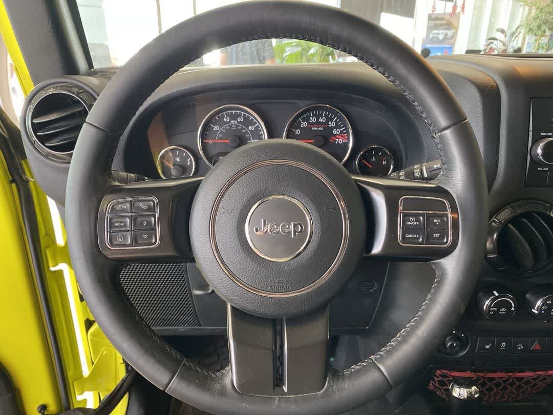 Used 2018 Jeep Wrangler Unlimited Rubicon AWD/4WD image 16