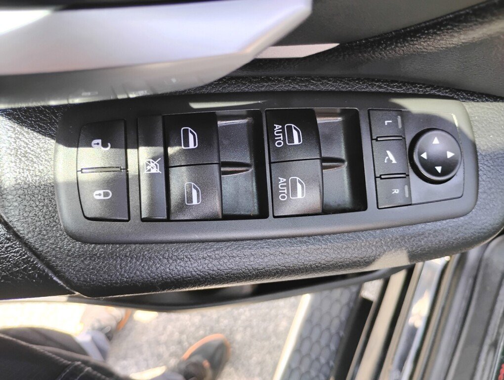 Used 2019 RAM 1500 Big Horn AWD/4WD image 12