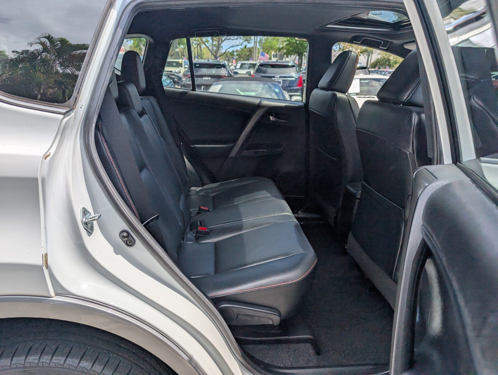 Used 2017 Toyota RAV4 SE w/ Power Extra Value Package image 19