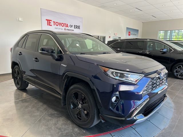 Used 2020 Toyota RAV4 XSE w/ All Weather Liner Package AWD/4WD video 1