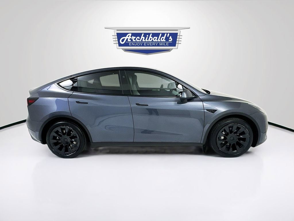 Used 2023 Tesla Model Y Long Range AWD/4WD image 8