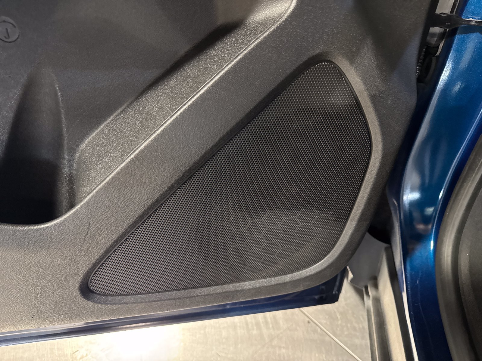 Used 2019 Chevrolet Equinox LT AWD/4WD image 17